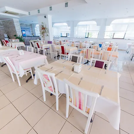 Marti Beach Hotel